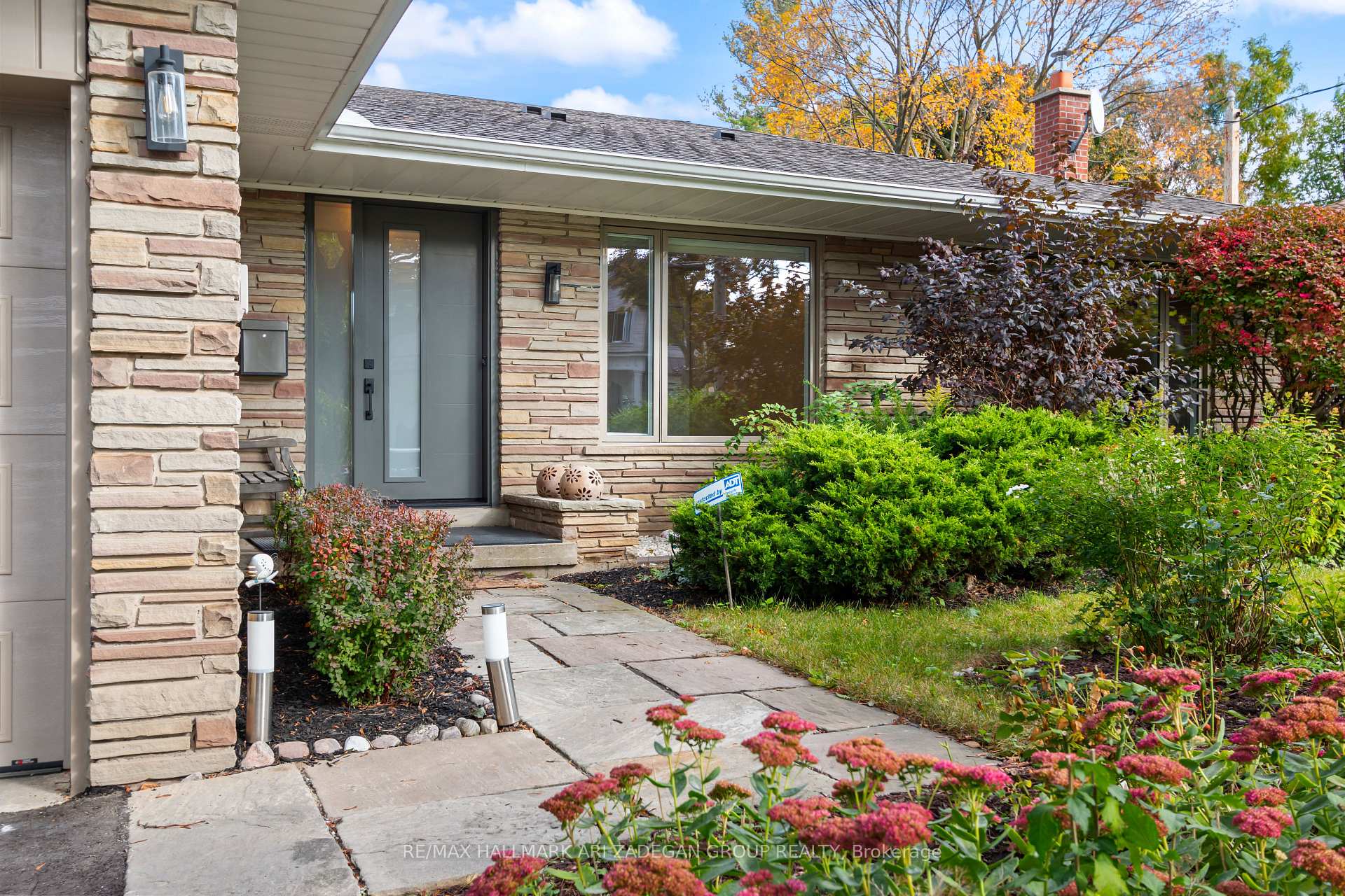 Photo 37 of 195 Burbank Drive, North York, Bayview Village — HOMEH