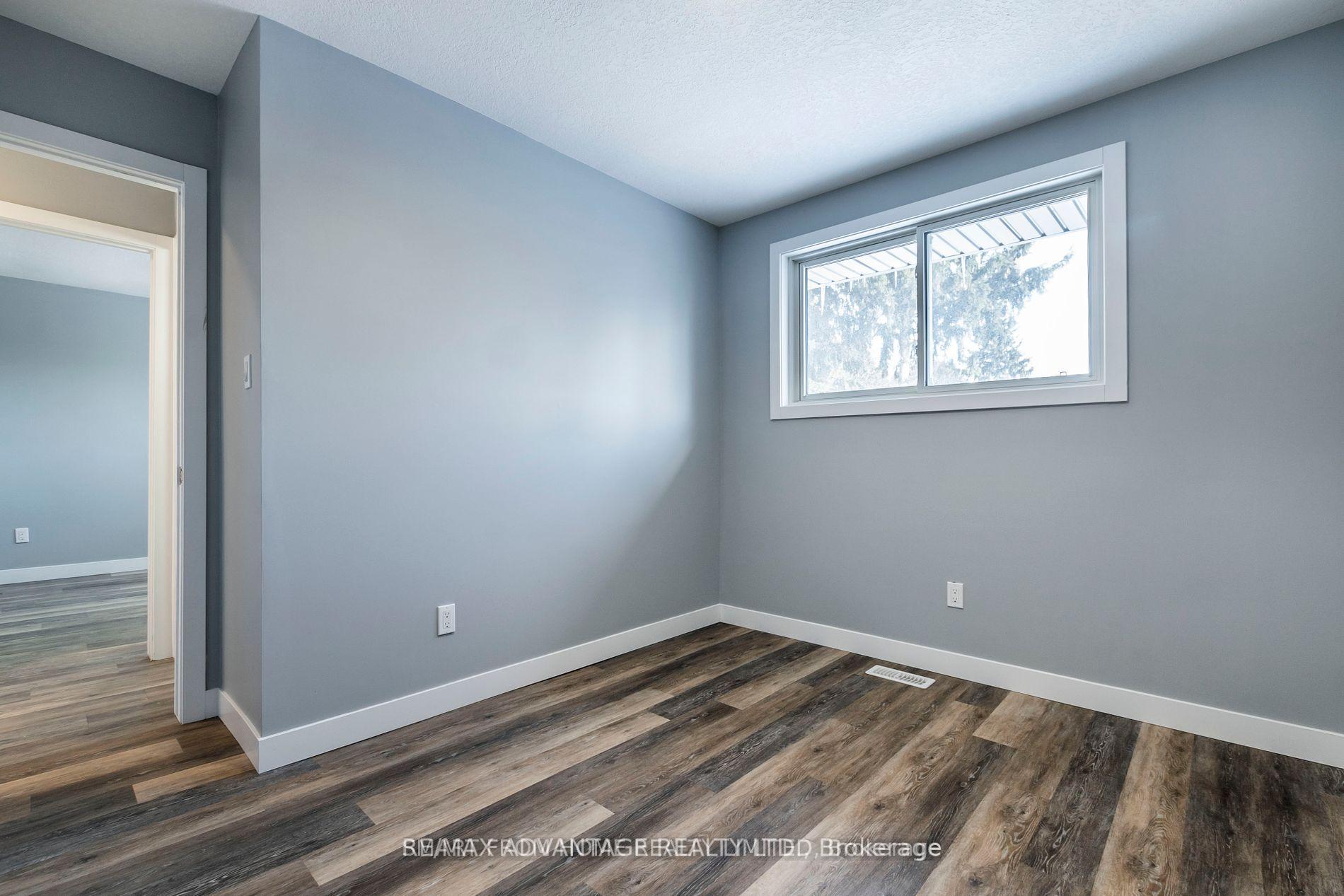 Photo 5 of Unit Main, 162 Speight Boulevard, London, East L — HOMEH