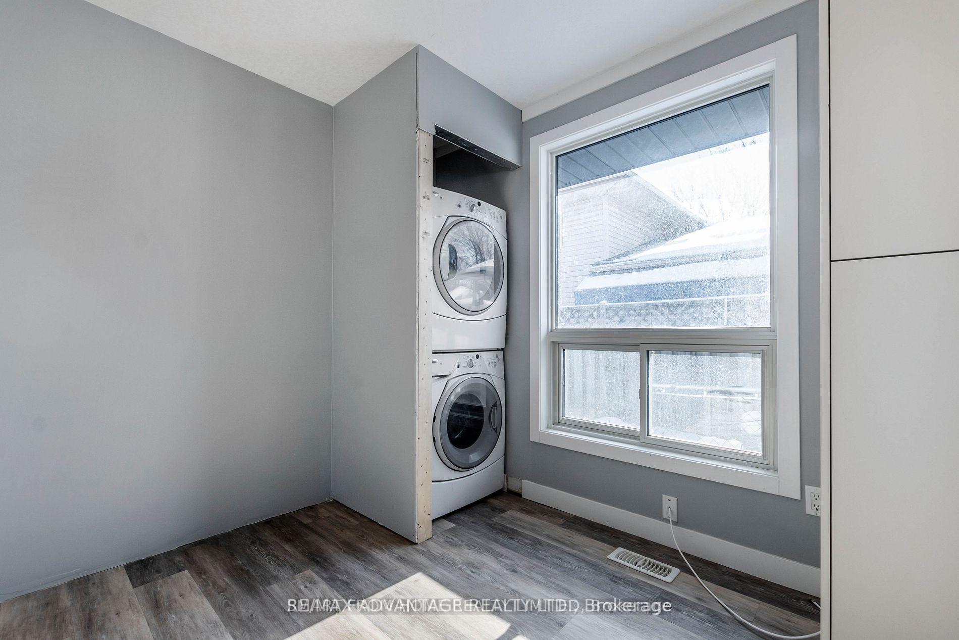 Photo 7 of Unit Main, 162 Speight Boulevard, London, East L — HOMEH