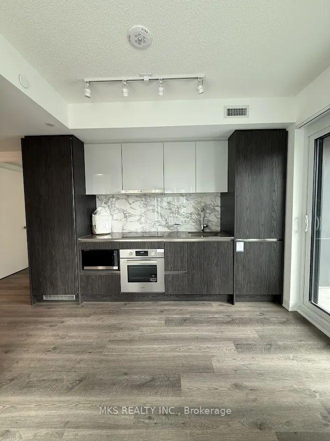 Photo 5 of Unit 715, 180 Front Street E, Toronto, Moss Park — HOMEH