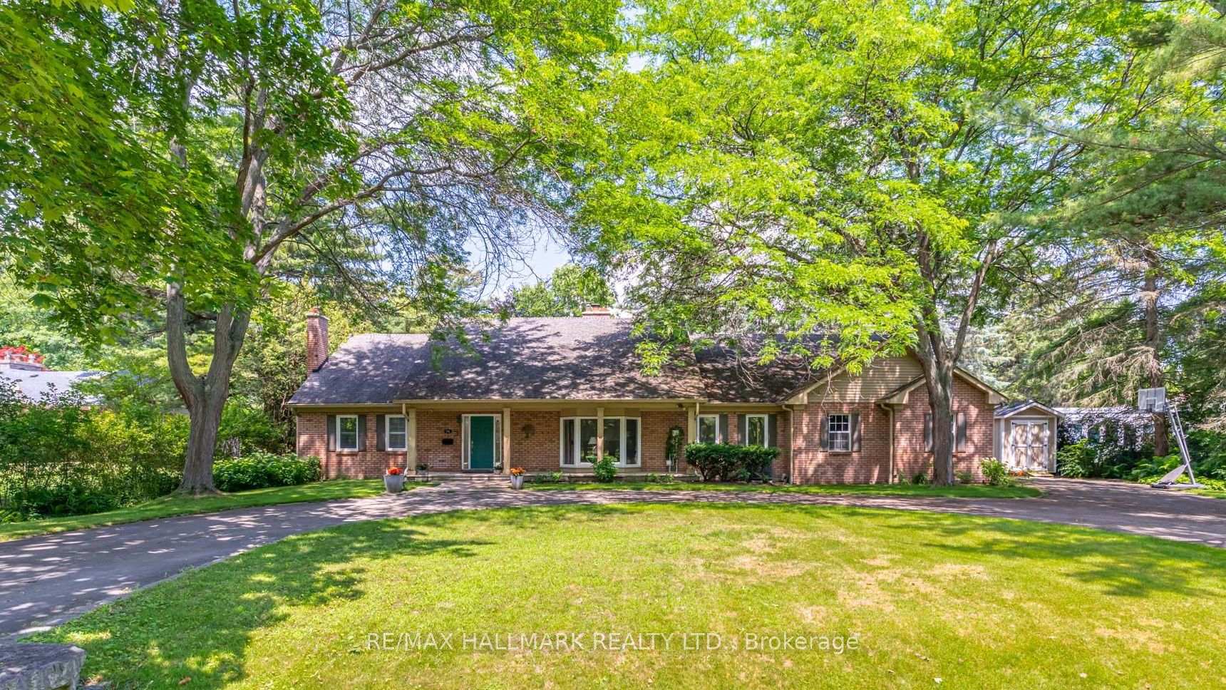 Photo 2 of 75 Arbour Drive, Oakville, Ford — HOMEH