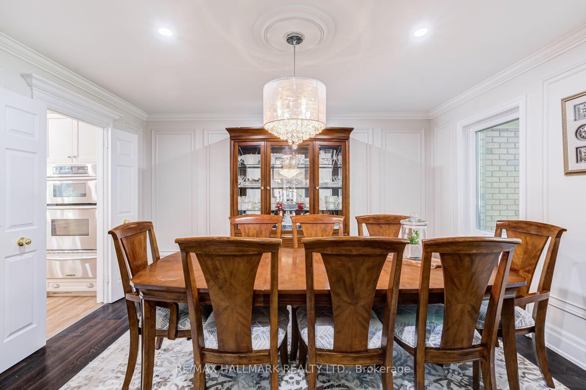 Photo 11 of 75 Arbour Drive, Oakville, Ford — HOMEH