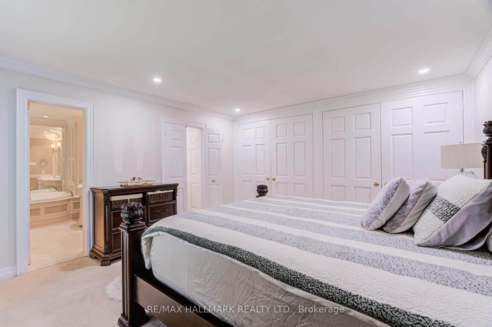 Photo 24 of 75 Arbour Drive, Oakville, Ford — HOMEH