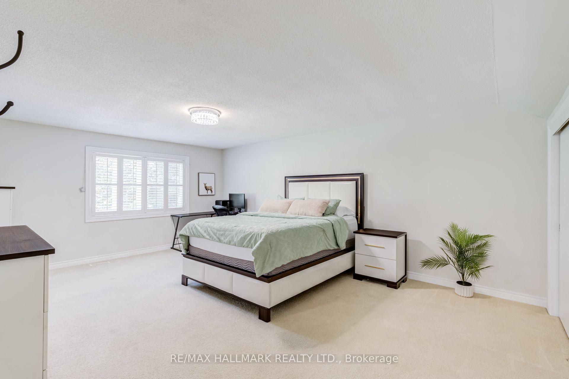 Photo 31 of 75 Arbour Drive, Oakville, Ford — HOMEH