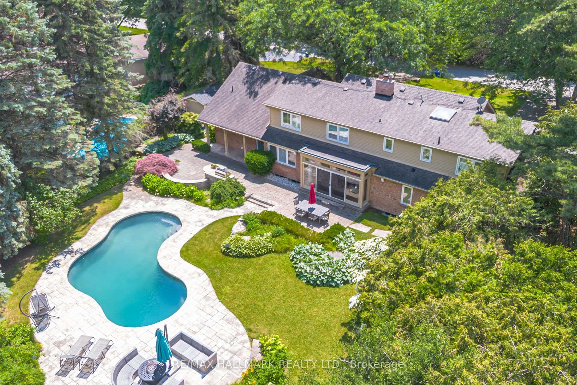 Photo 42 of 75 Arbour Drive, Oakville, Ford — HOMEH