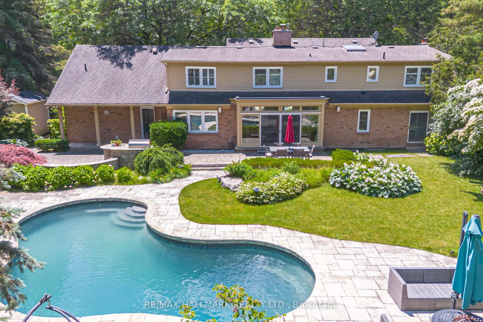 Photo 43 of 75 Arbour Drive, Oakville, Ford — HOMEH