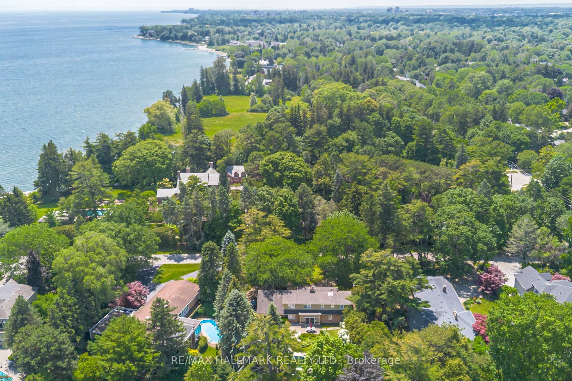 Photo 49 of 75 Arbour Drive, Oakville, Ford — HOMEH