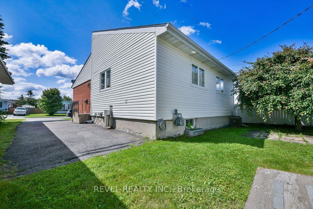 Photo 37 of 532 Lamminen Avenue, Timmins, TNW - Riverpark — HOMEH