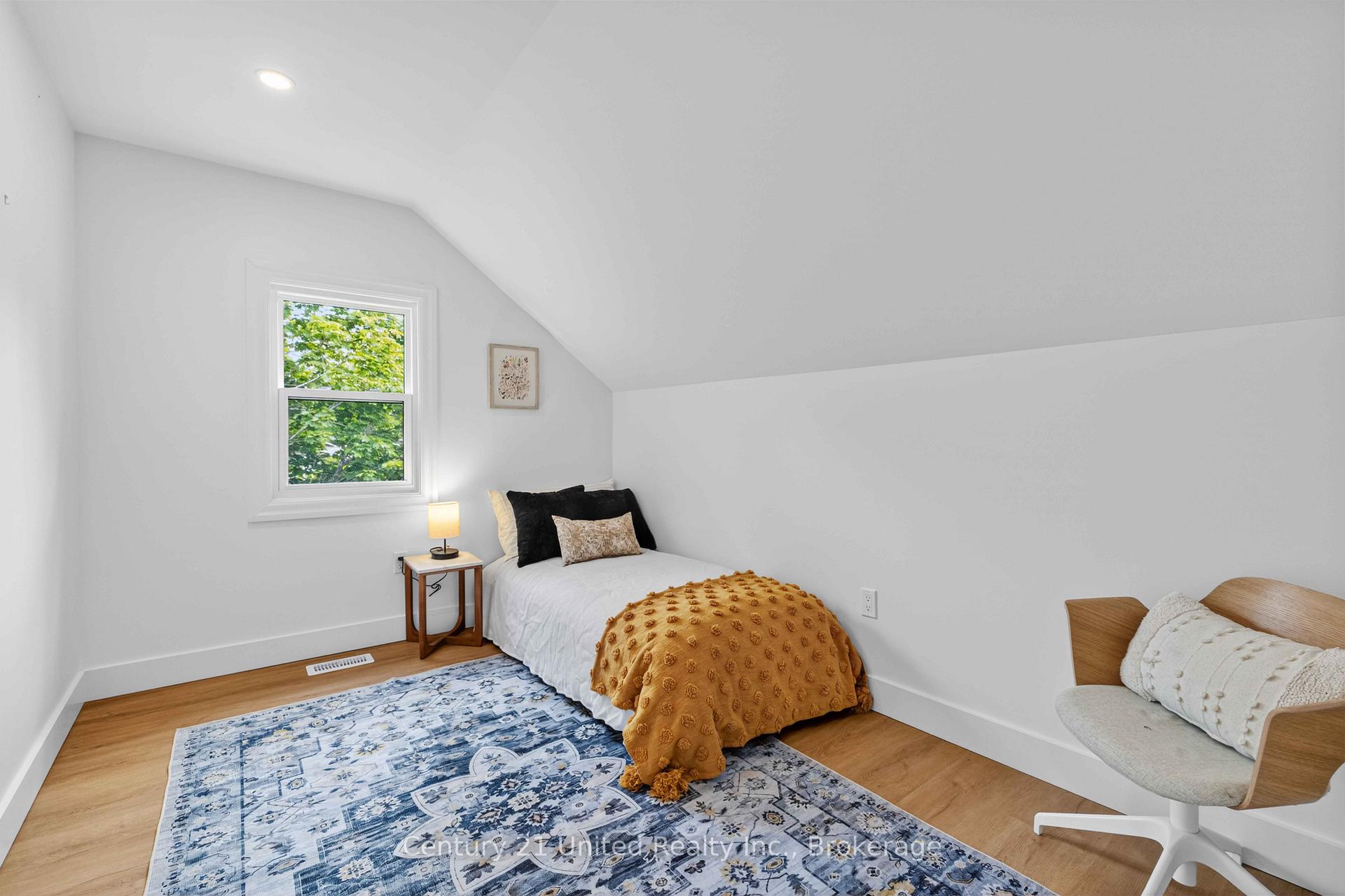 Photo 19 of 633 Rogers Street, Peterborough, Ashburnham Ward 4 — HOMEH