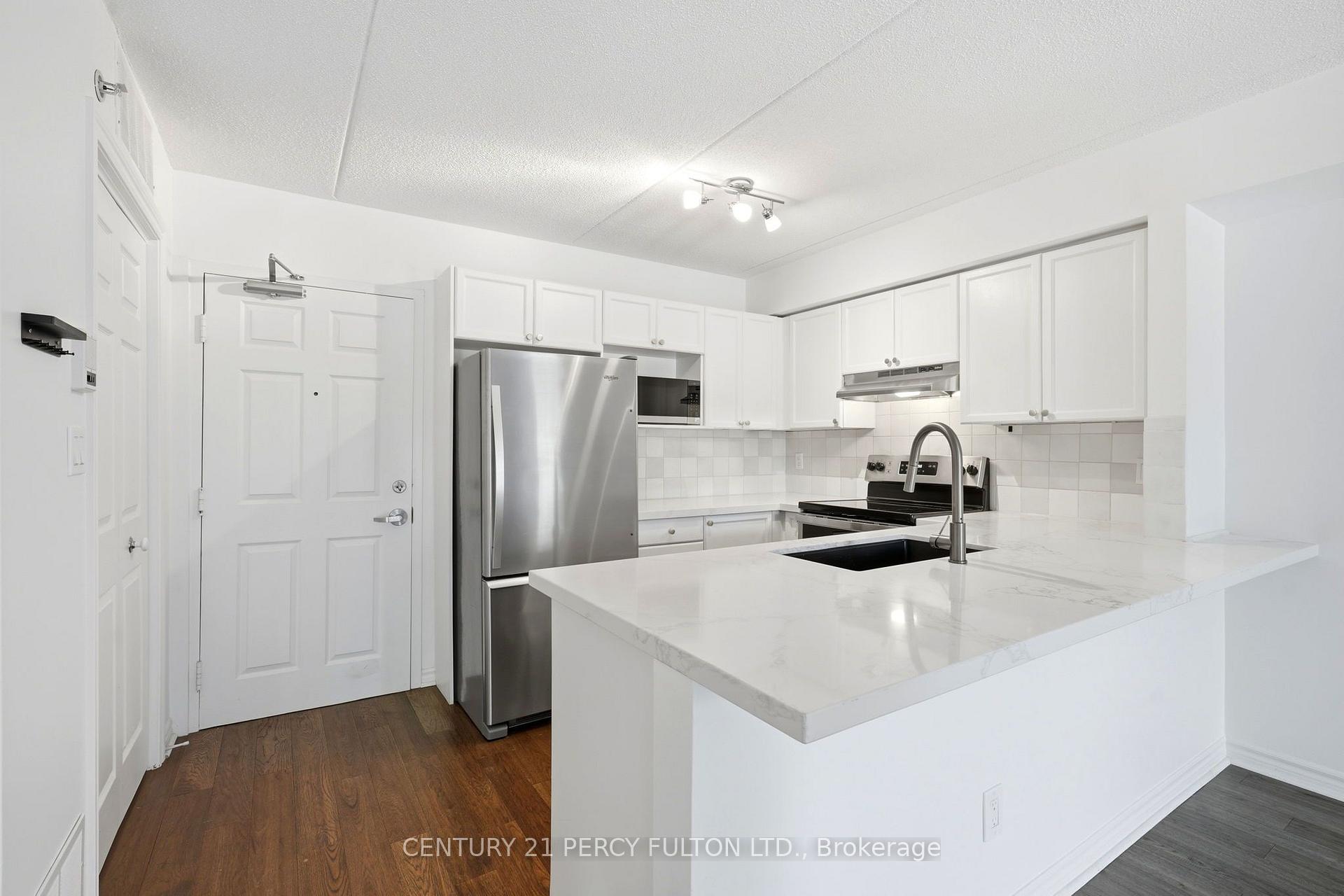 Photo 2 of Unit 203, 1480 Bishops Gate, Oakville, Glen Abbey — HOMEH