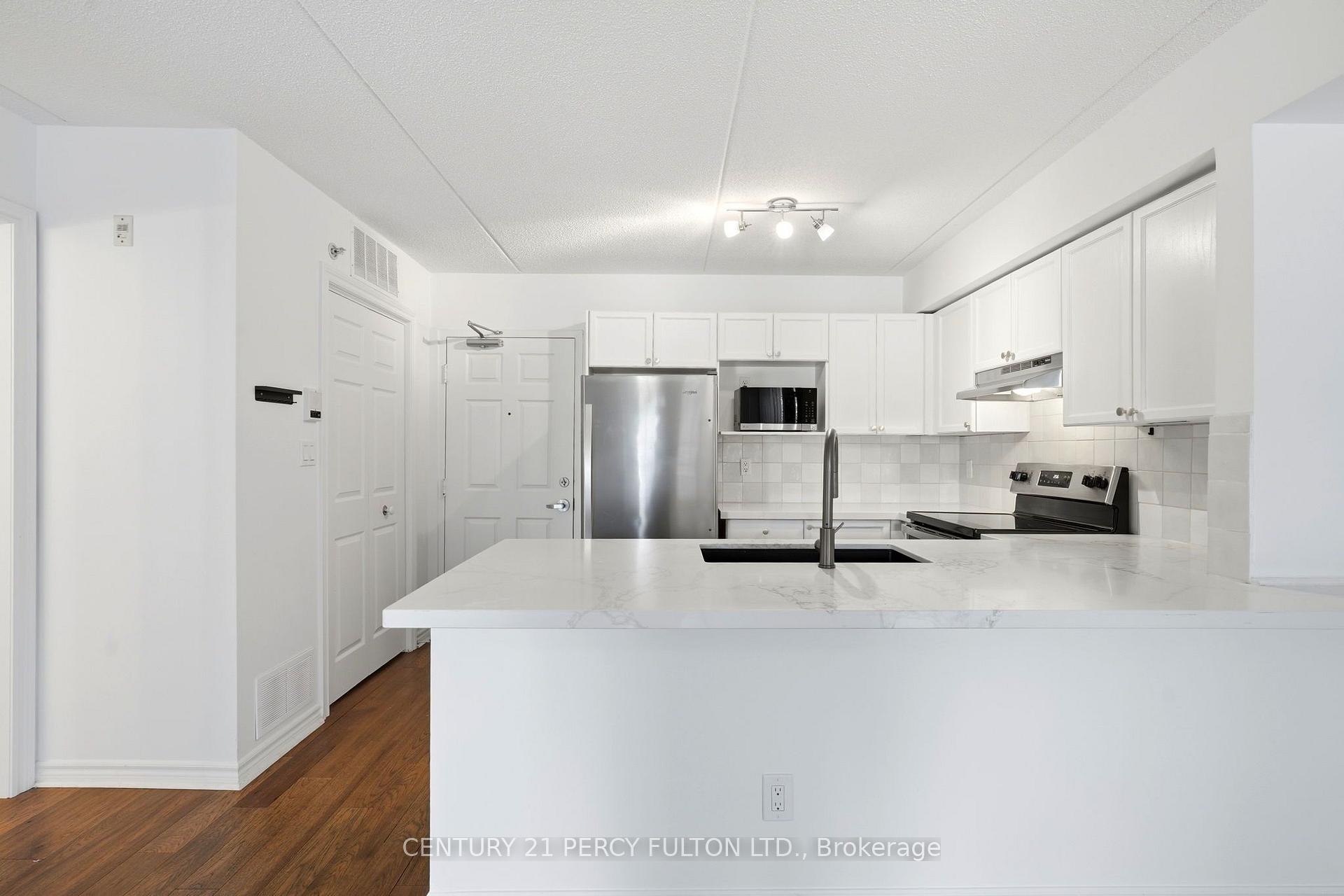 Photo 3 of Unit 203, 1480 Bishops Gate, Oakville, Glen Abbey — HOMEH