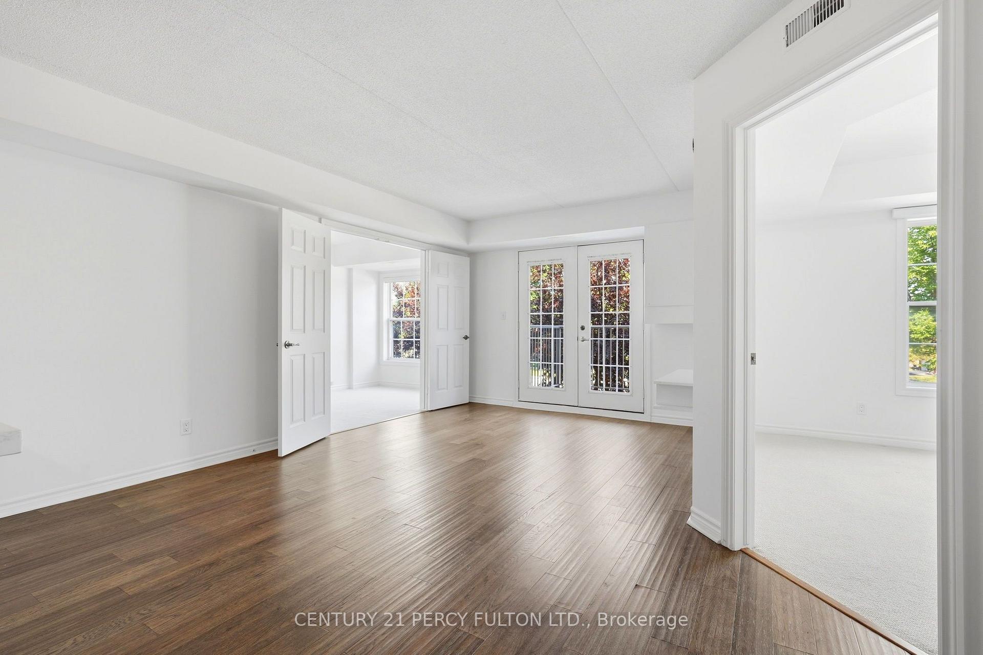 Photo 8 of Unit 203, 1480 Bishops Gate, Oakville, Glen Abbey — HOMEH