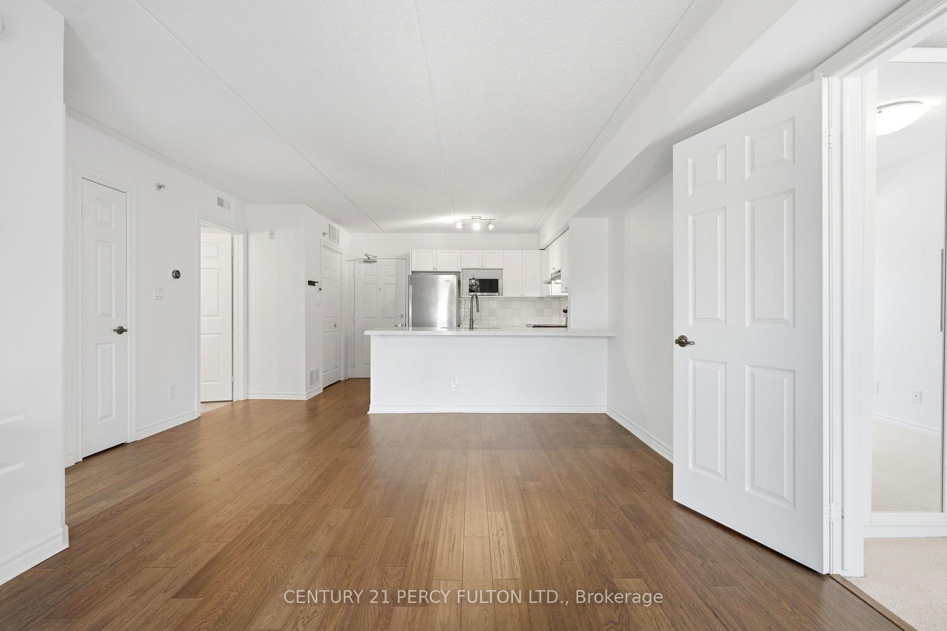 Photo 10 of Unit 203, 1480 Bishops Gate, Oakville, Glen Abbey — HOMEH