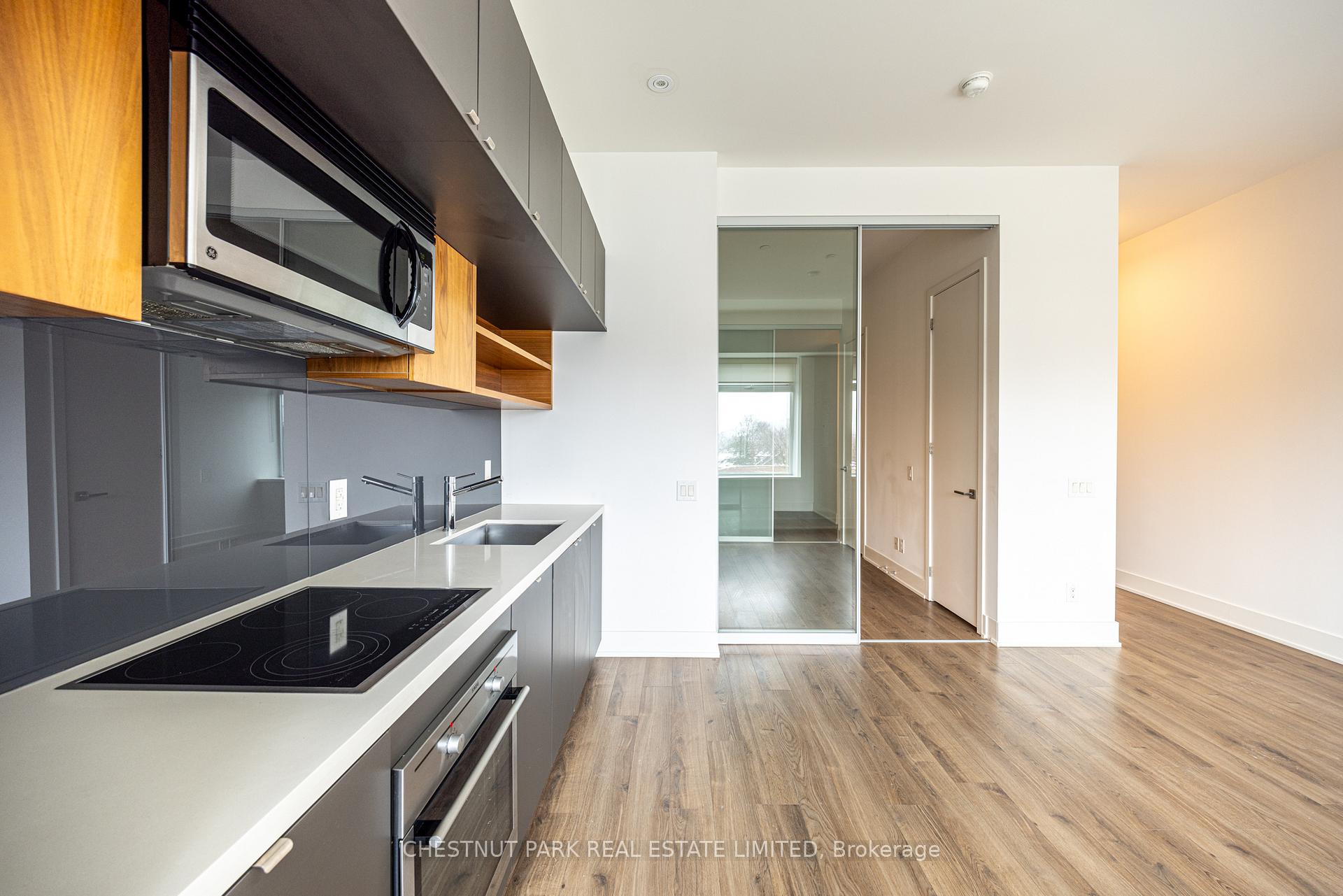 Photo 12 of Unit 416, 111 St Clair Avenue W, Toronto, Yonge-St. Clair — HOMEH