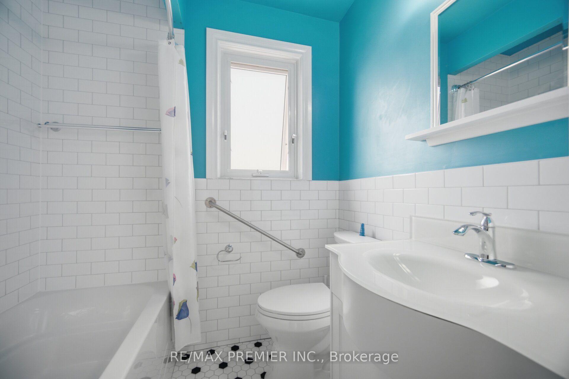 Photo 27 of 148 Giltspur Drive, North York, Glenfield-Jane Heights — HOMEH