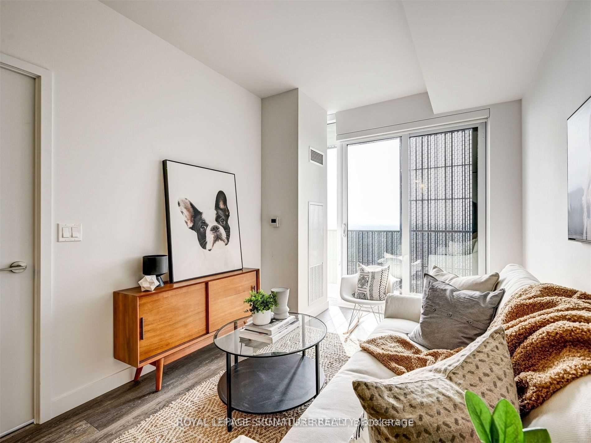 Photo 9 of Unit 5303, 8 Eglinton Avenue E, Toronto, Mount Pleasant West — HOMEH