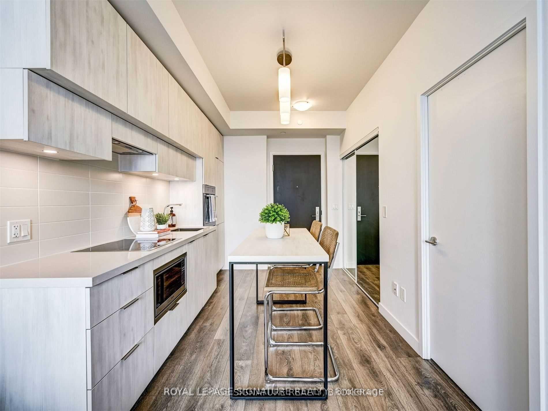 Photo 15 of Unit 5303, 8 Eglinton Avenue E, Toronto, Mount Pleasant West — HOMEH