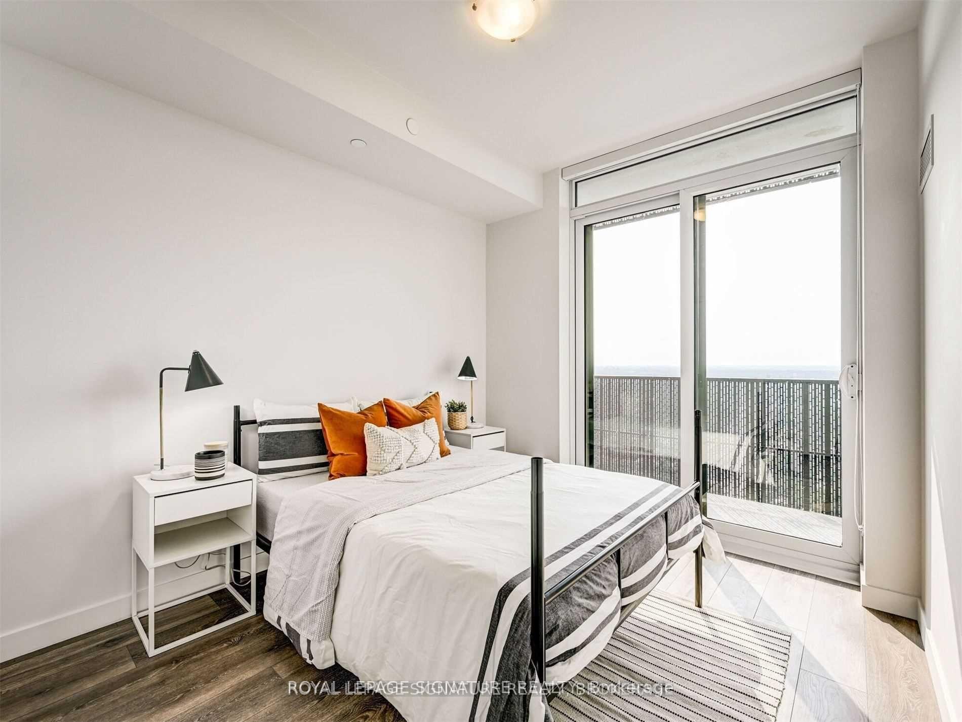 Photo 26 of Unit 5303, 8 Eglinton Avenue E, Toronto, Mount Pleasant West — HOMEH