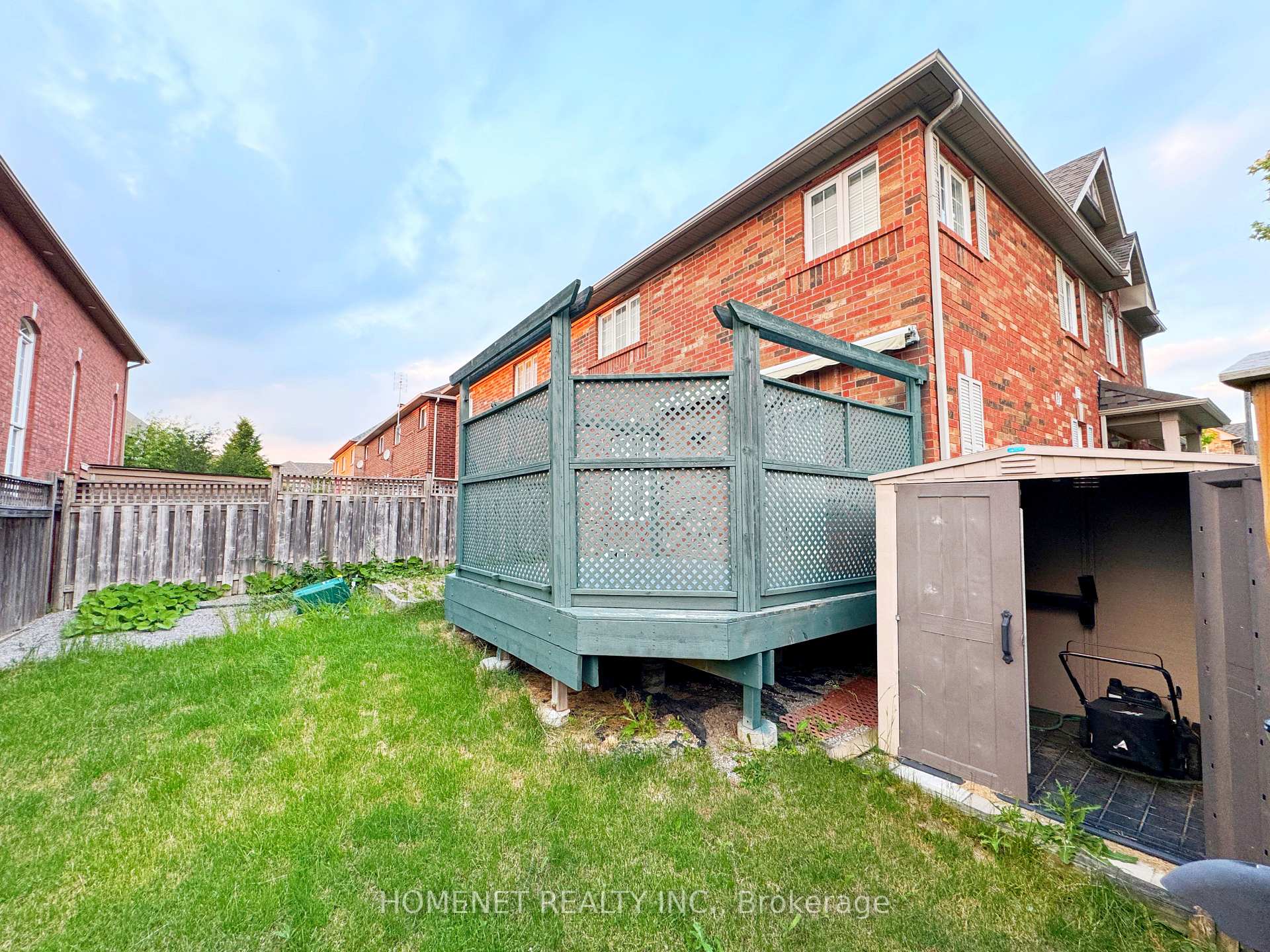 Photo 4 of 2 Stotts Crescent, Markham, Wismer — HOMEH