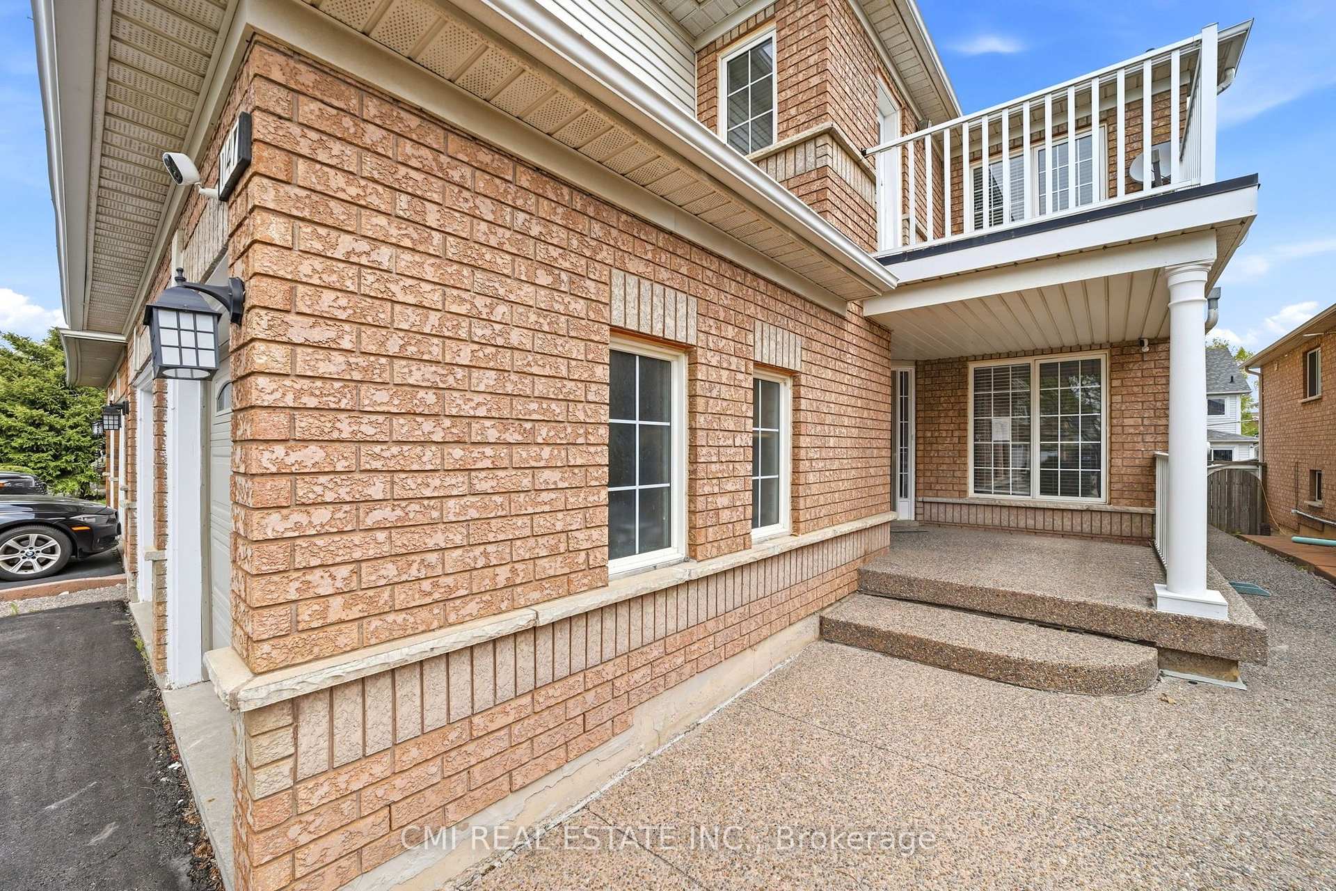Photo 4 of 147 Porchlight Road, Brampton, Fletcher's Creek Village — HOMEH