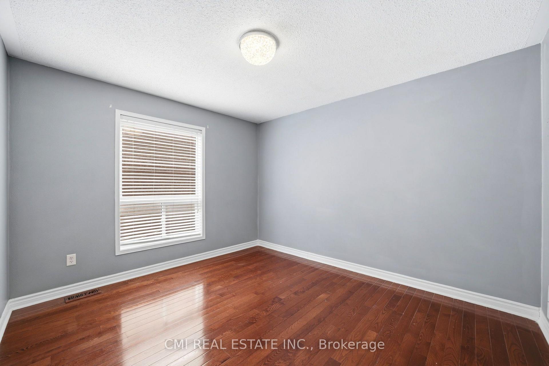 Photo 19 of 147 Porchlight Road, Brampton, Fletcher's Creek Village — HOMEH