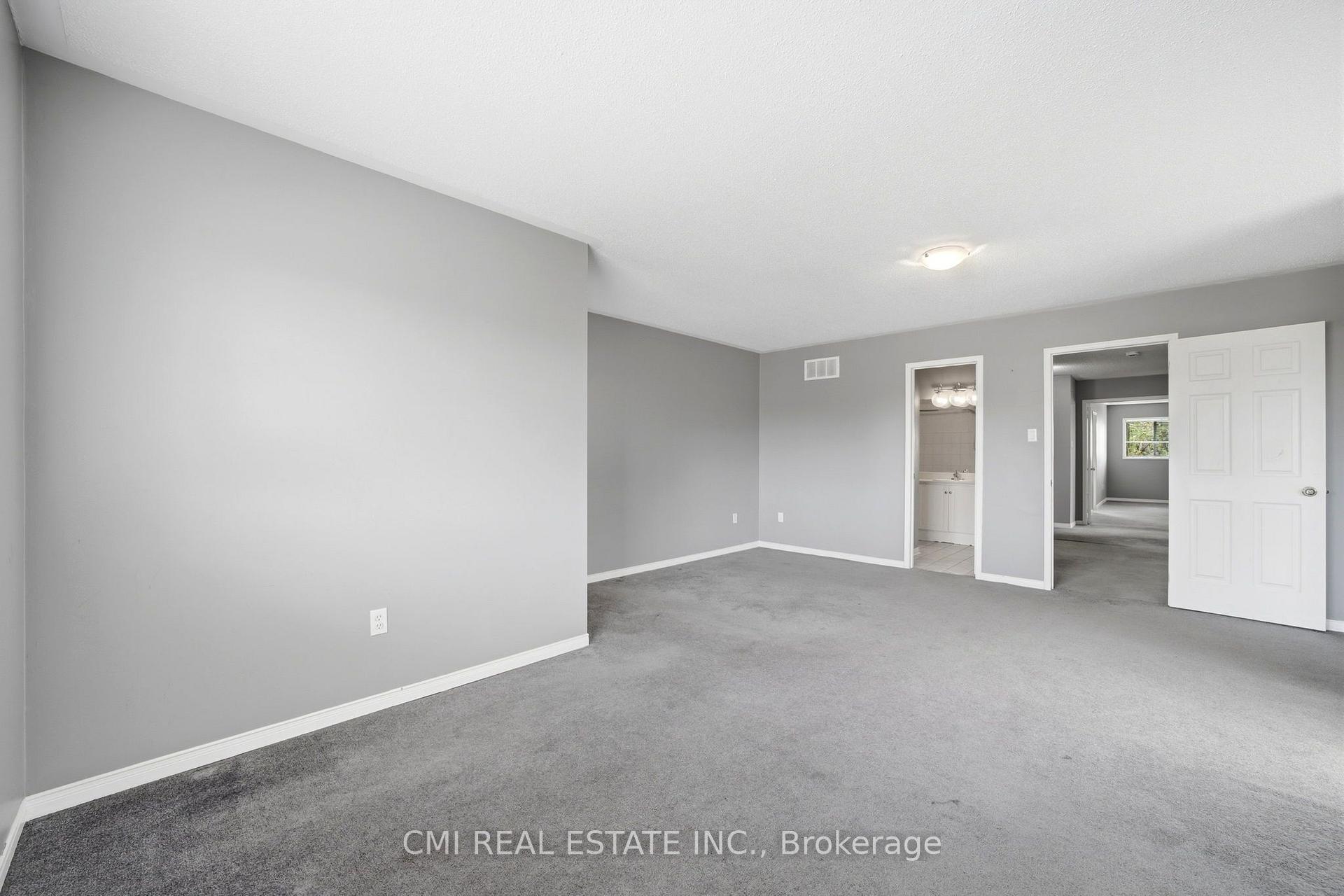 Photo 24 of 147 Porchlight Road, Brampton, Fletcher's Creek Village — HOMEH