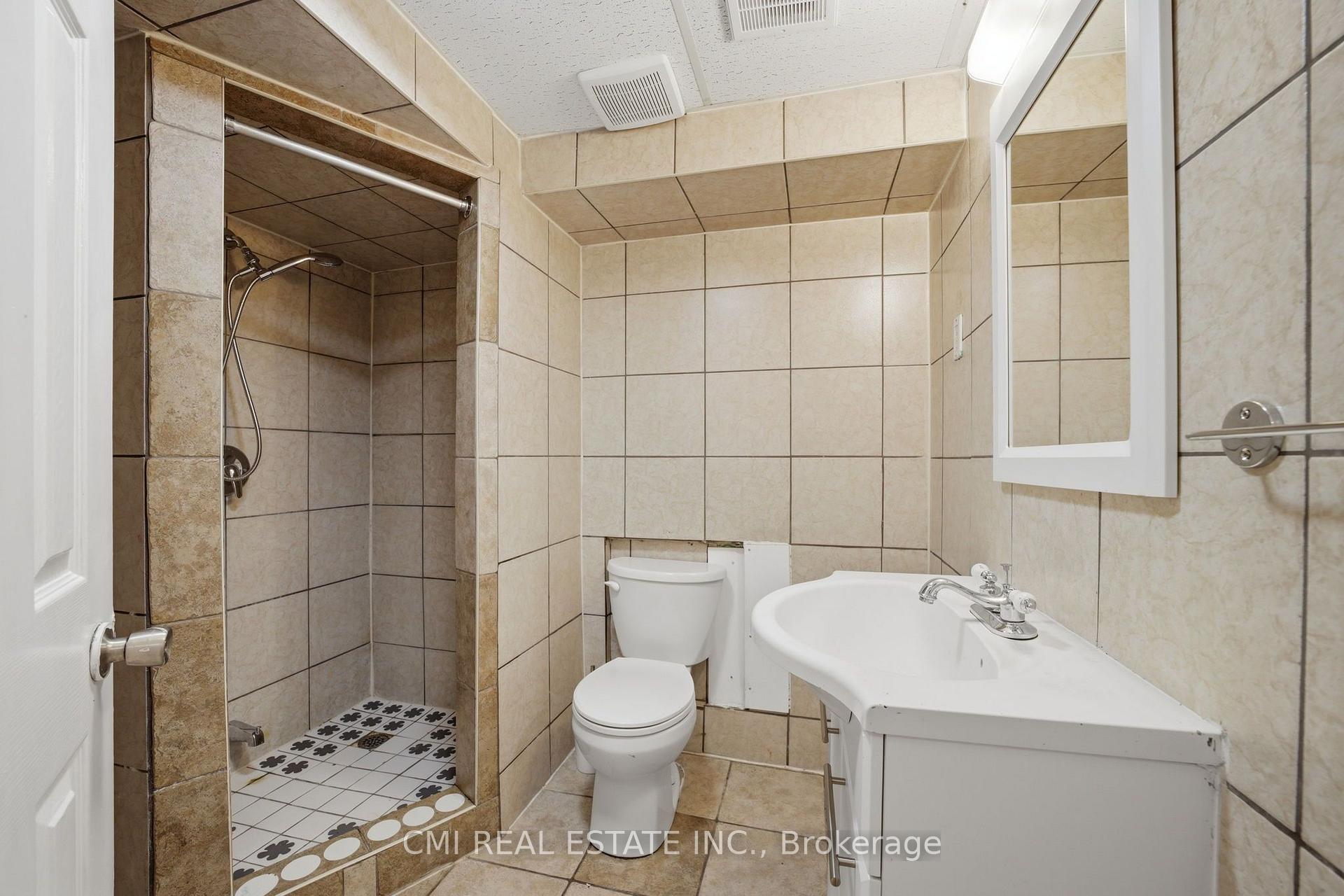 Photo 33 of 147 Porchlight Road, Brampton, Fletcher's Creek Village — HOMEH