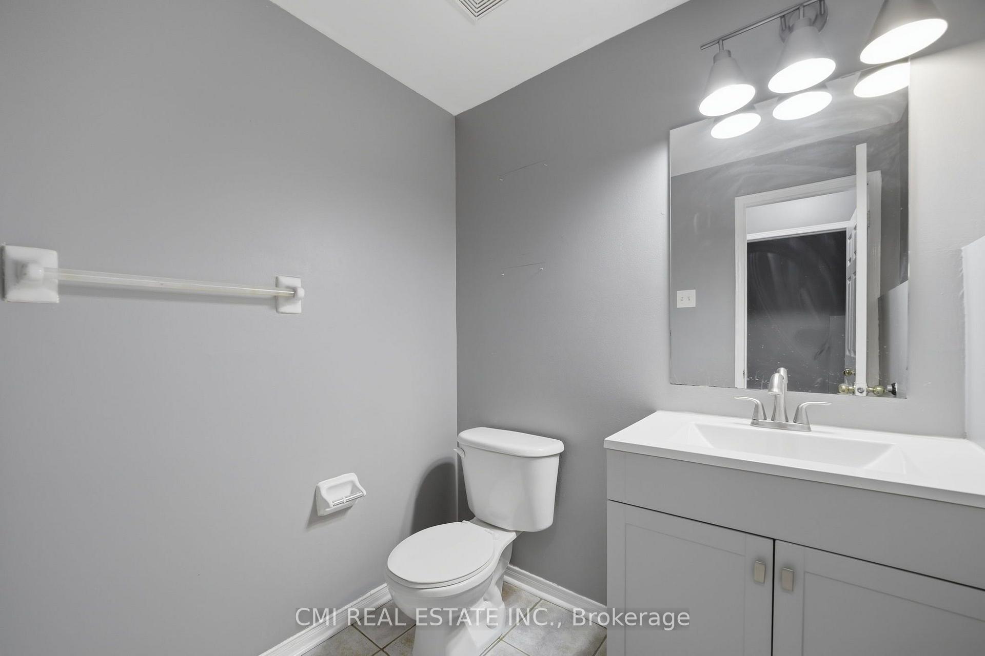 Photo 34 of 147 Porchlight Road, Brampton, Fletcher's Creek Village — HOMEH
