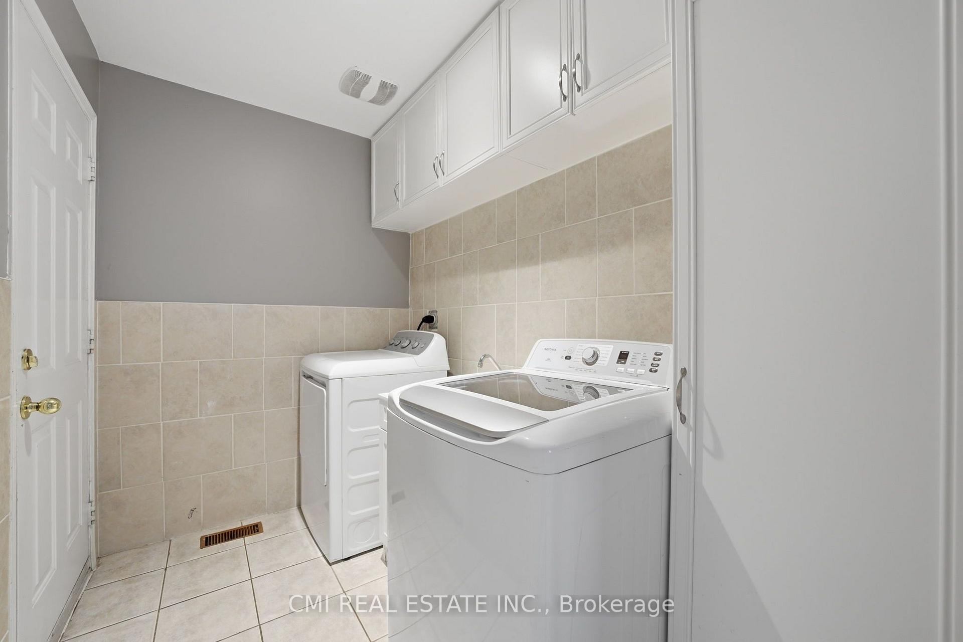 Photo 39 of 147 Porchlight Road, Brampton, Fletcher's Creek Village — HOMEH