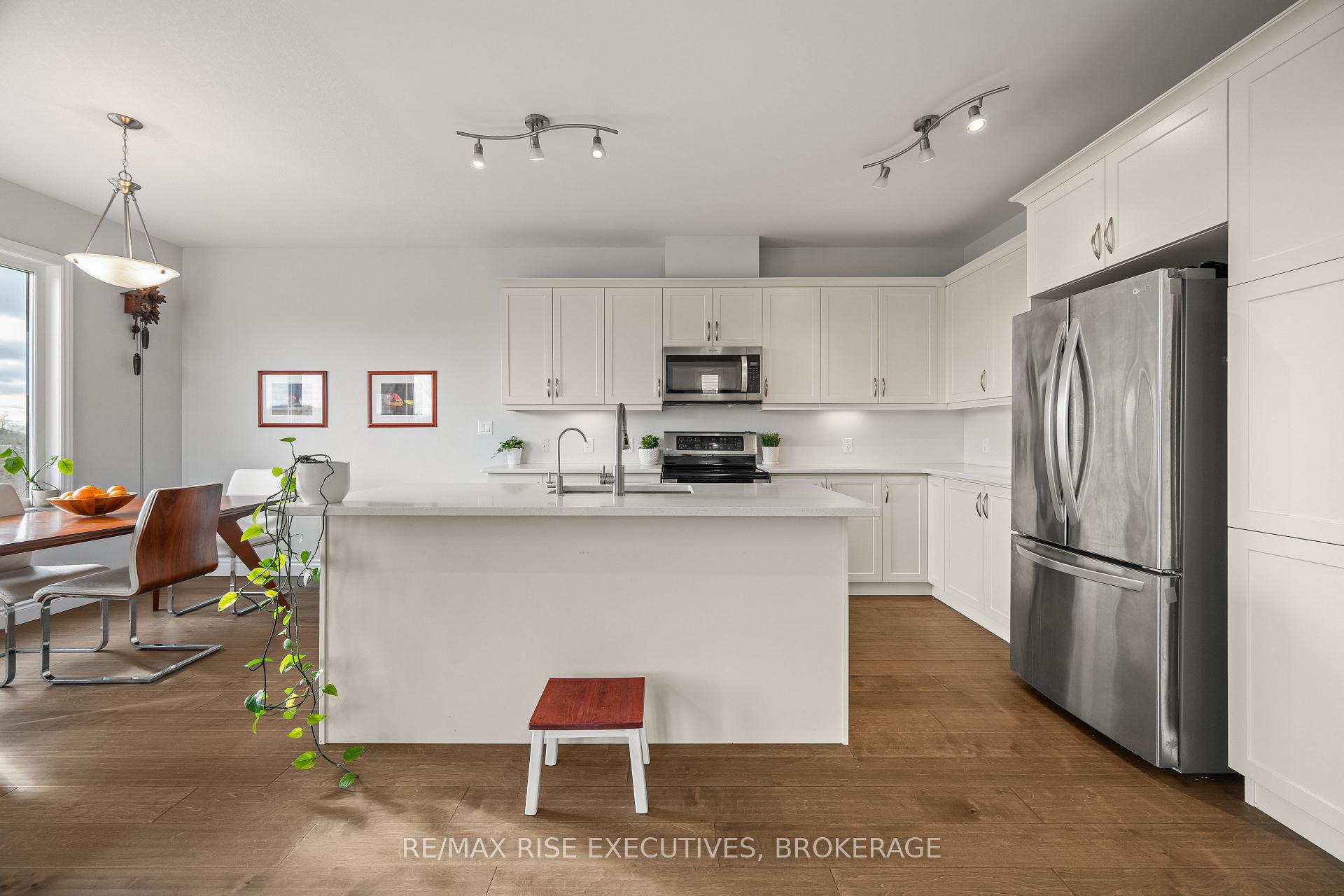 Photo 18 of 483 Beth Crescent, Kingston, City Northwest — HOMEH