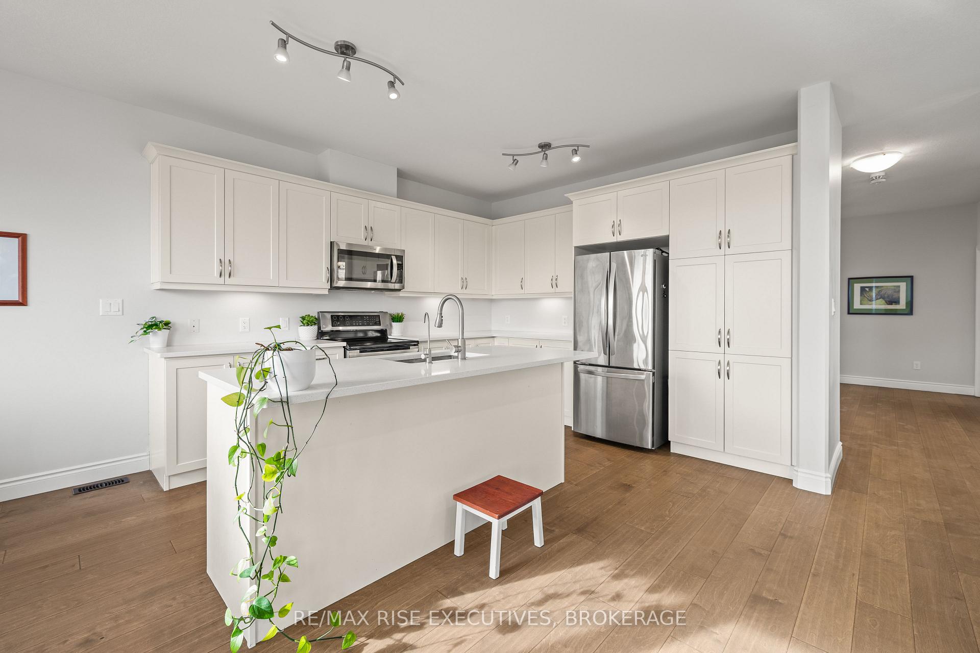 Photo 19 of 483 Beth Crescent, Kingston, City Northwest — HOMEH