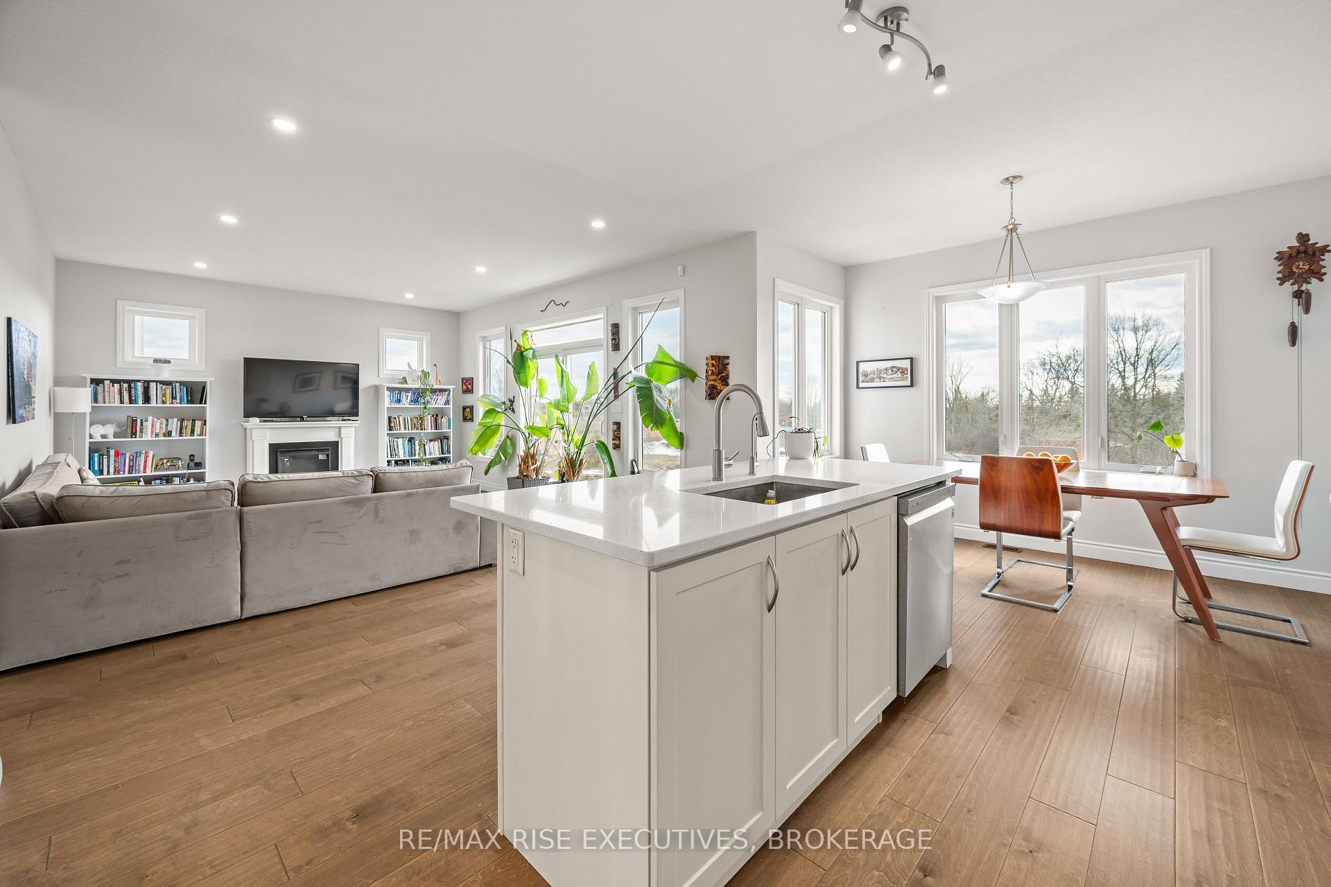 Photo 21 of 483 Beth Crescent, Kingston, City Northwest — HOMEH