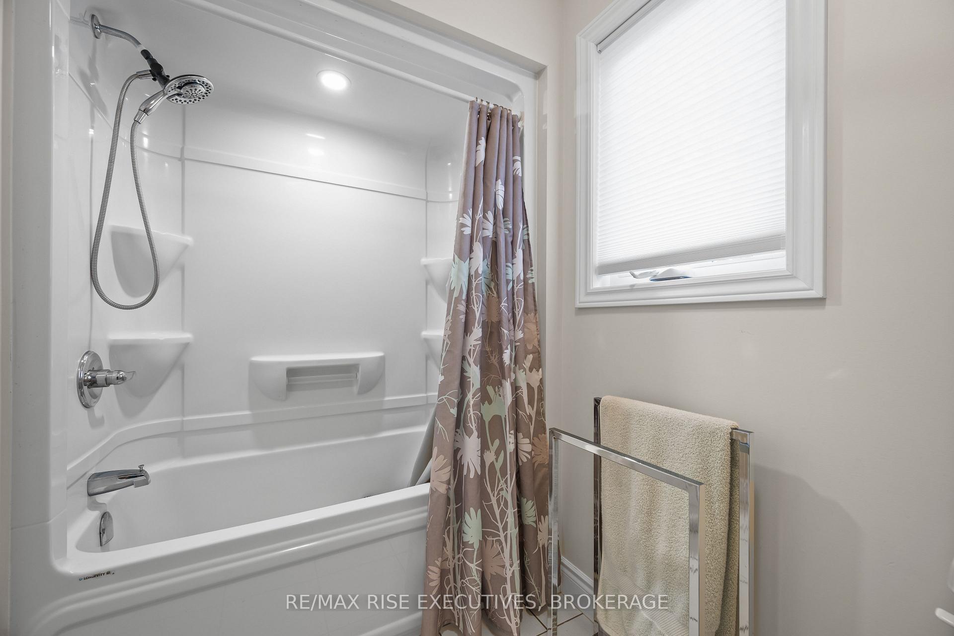 Photo 36 of 483 Beth Crescent, Kingston, City Northwest — HOMEH