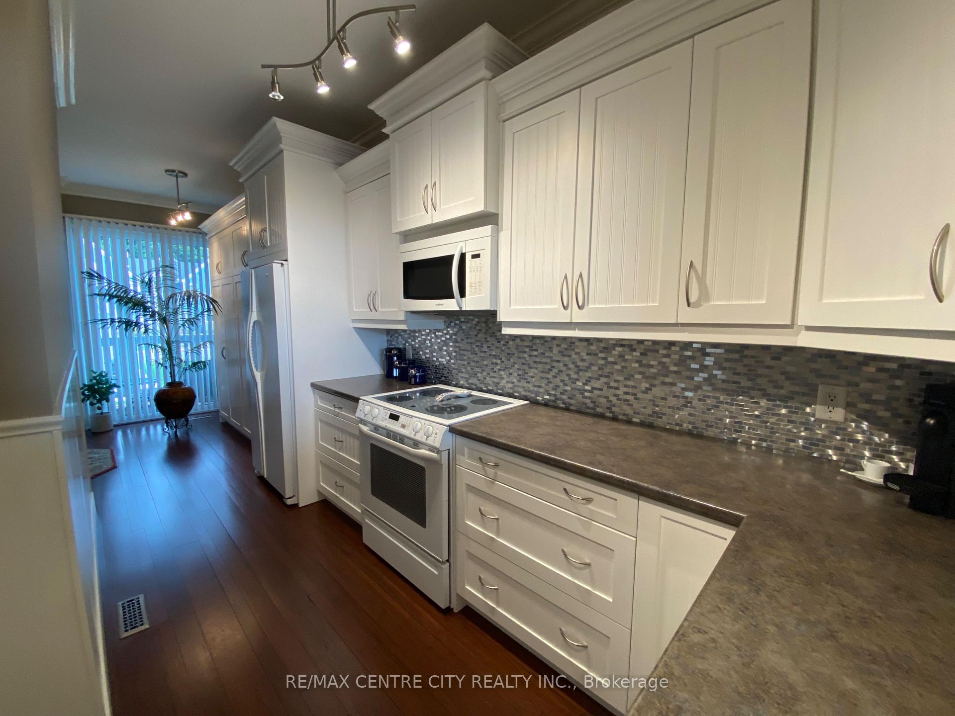 Photo 9 of Unit 46, 374 Front Street, Central Elgin, Port Stanley — HOMEH