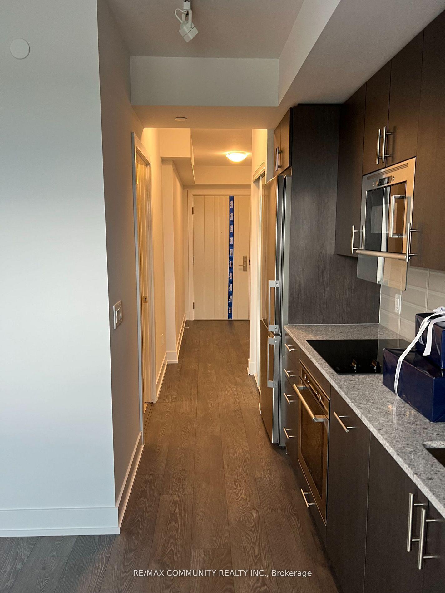 Photo 2 of Unit 903, 2550 Simcoe Street N, Oshawa, Windfields — HOMEH