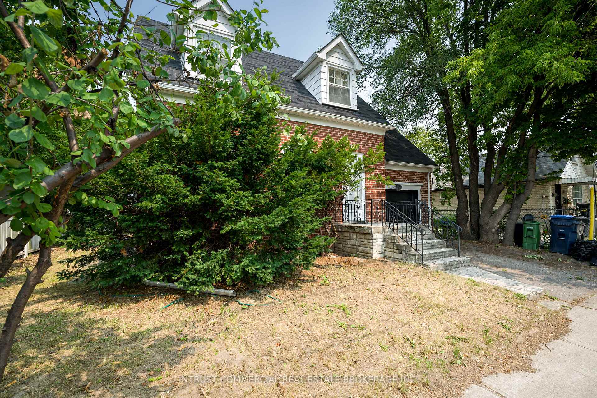 Photo 1 of 362 Lawrence Avenue W, Toronto, Bedford Park-Nortown — HOMEH