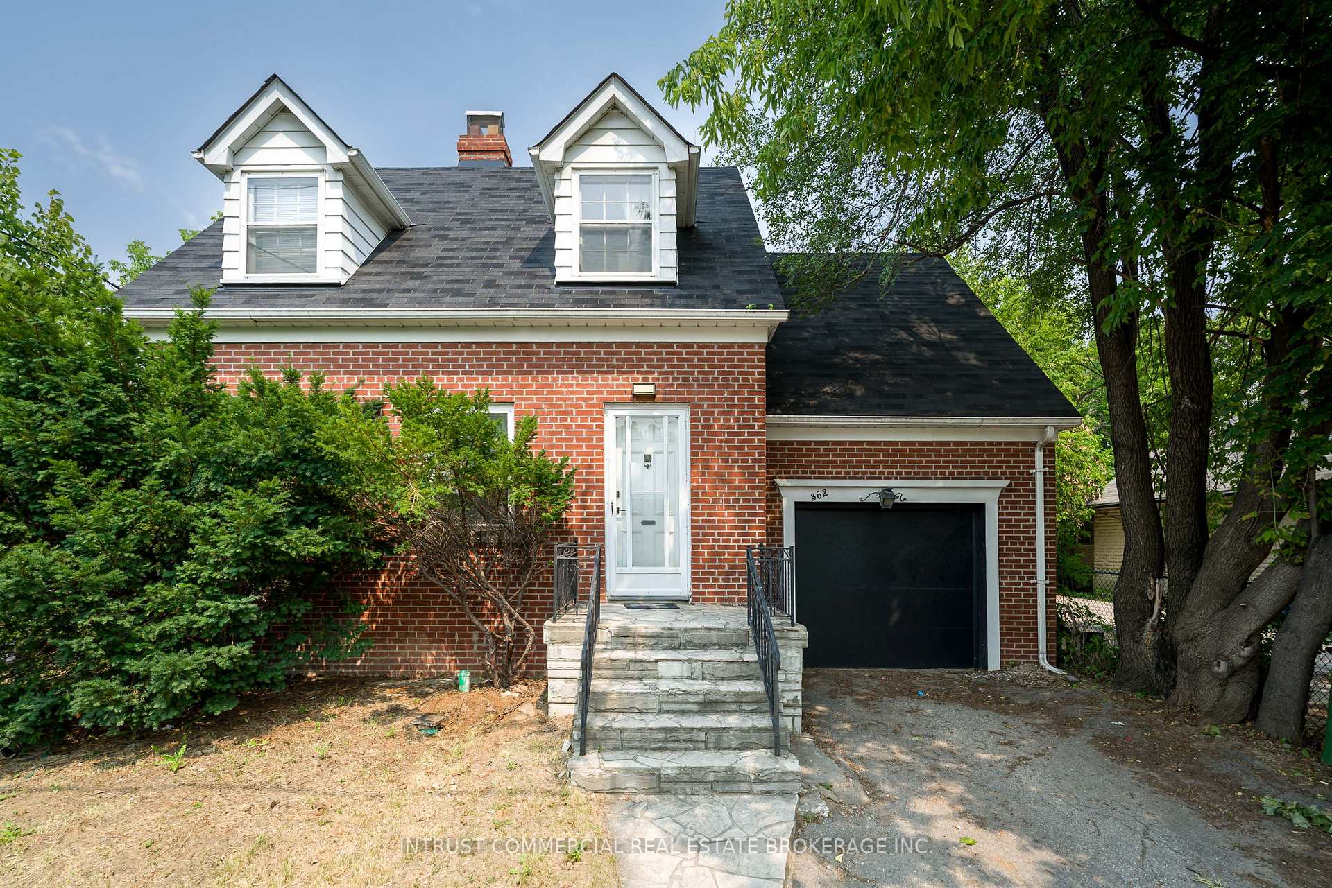 Photo 3 of 362 Lawrence Avenue W, Toronto, Bedford Park-Nortown — HOMEH