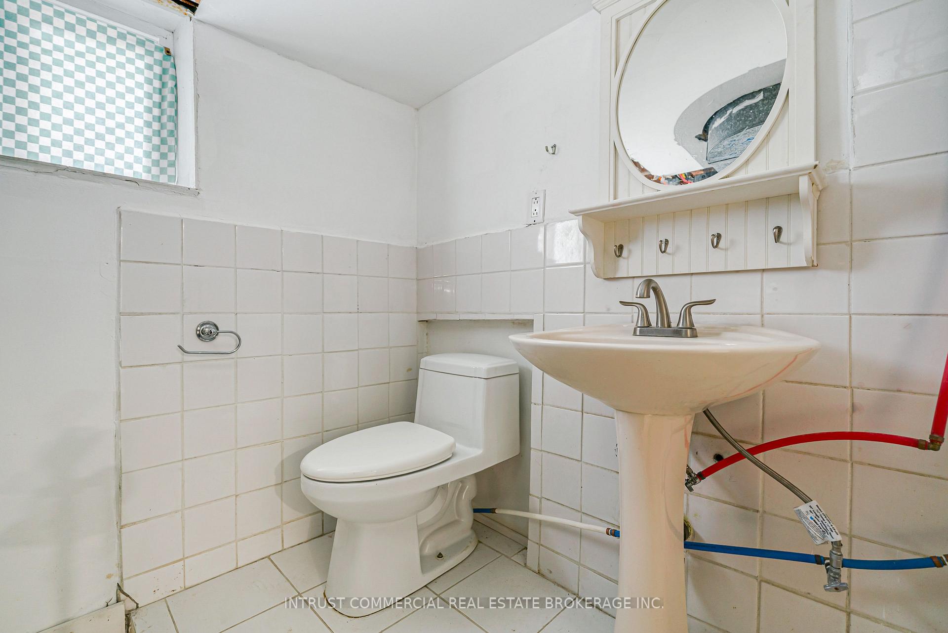 Photo 35 of 362 Lawrence Avenue W, Toronto, Bedford Park-Nortown — HOMEH