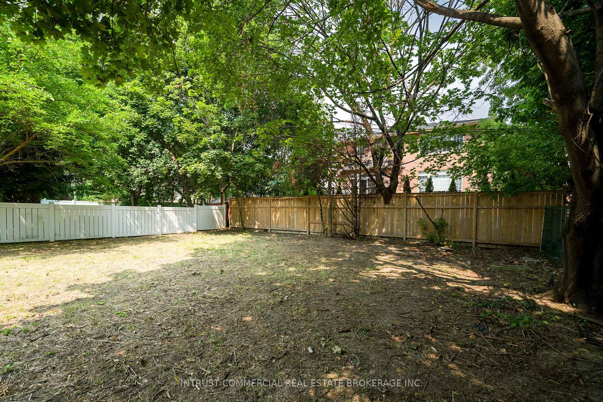 Photo 40 of 362 Lawrence Avenue W, Toronto, Bedford Park-Nortown — HOMEH