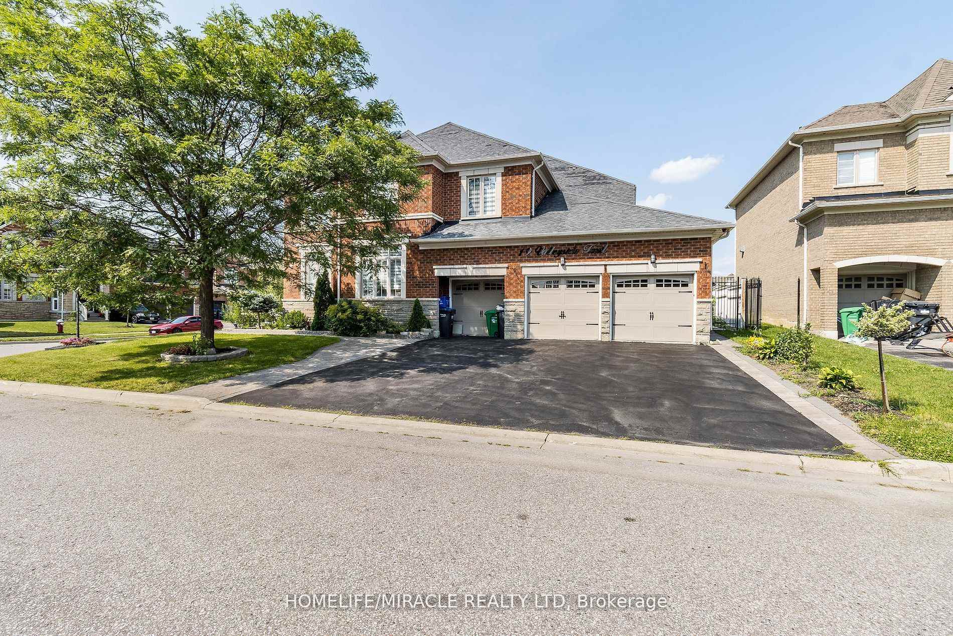 Photo 1 of 19 Valleyside Trail, Brampton, Bram East — HOMEH