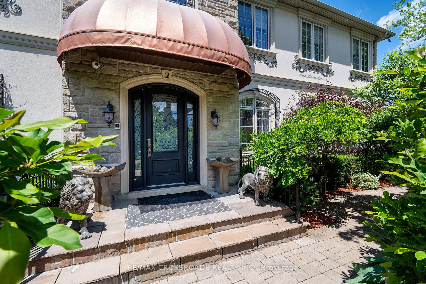 Photo 9 of 2 Bond Avenue, North York, Banbury-Don Mills — HOMEH