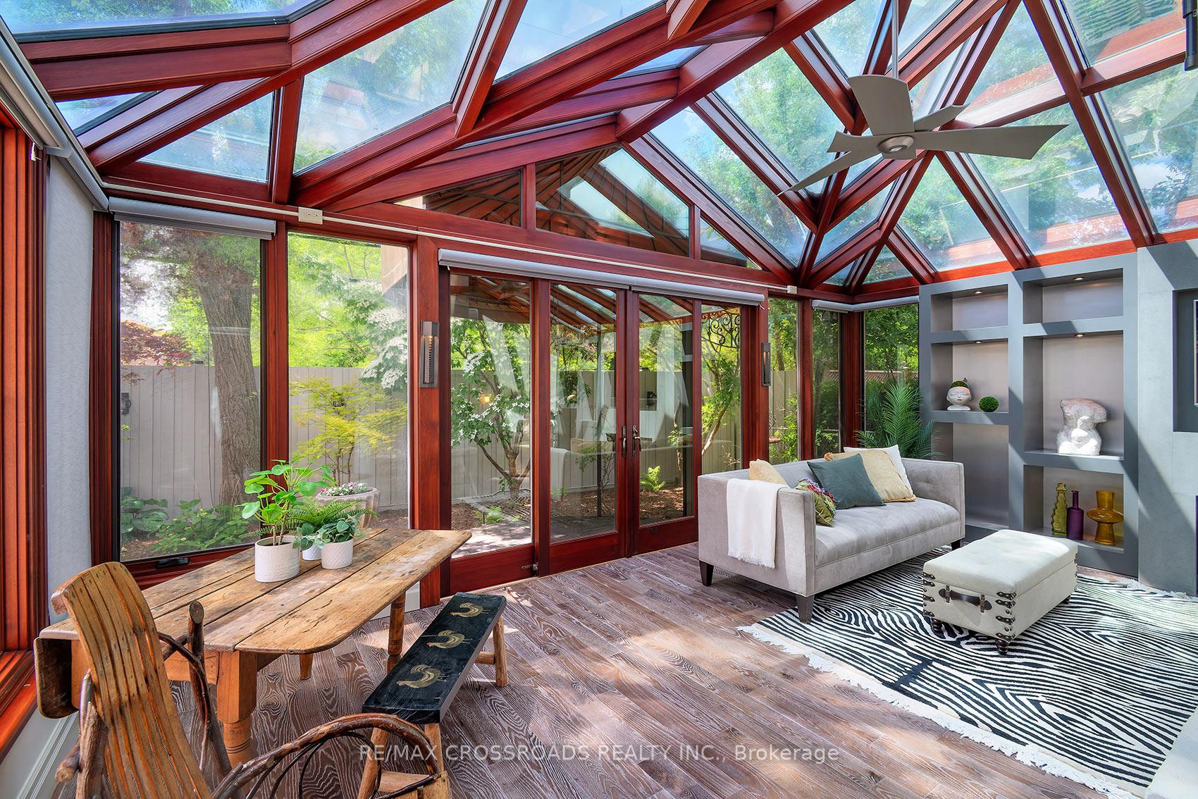 Photo 16 of 2 Bond Avenue, North York, Banbury-Don Mills — HOMEH