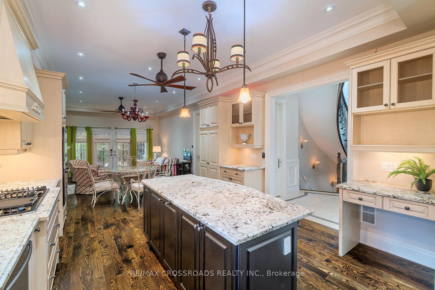 Photo 20 of 2 Bond Avenue, North York, Banbury-Don Mills — HOMEH