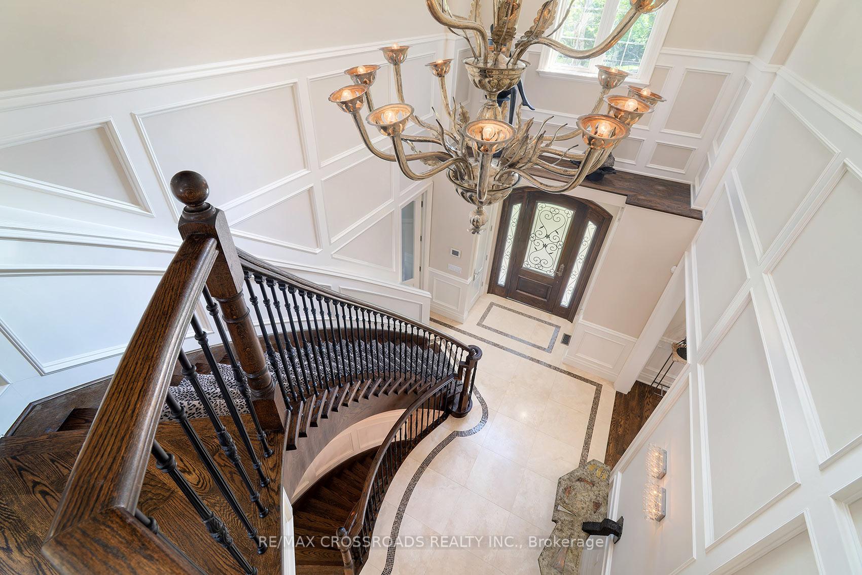 Photo 48 of 2 Bond Avenue, North York, Banbury-Don Mills — HOMEH