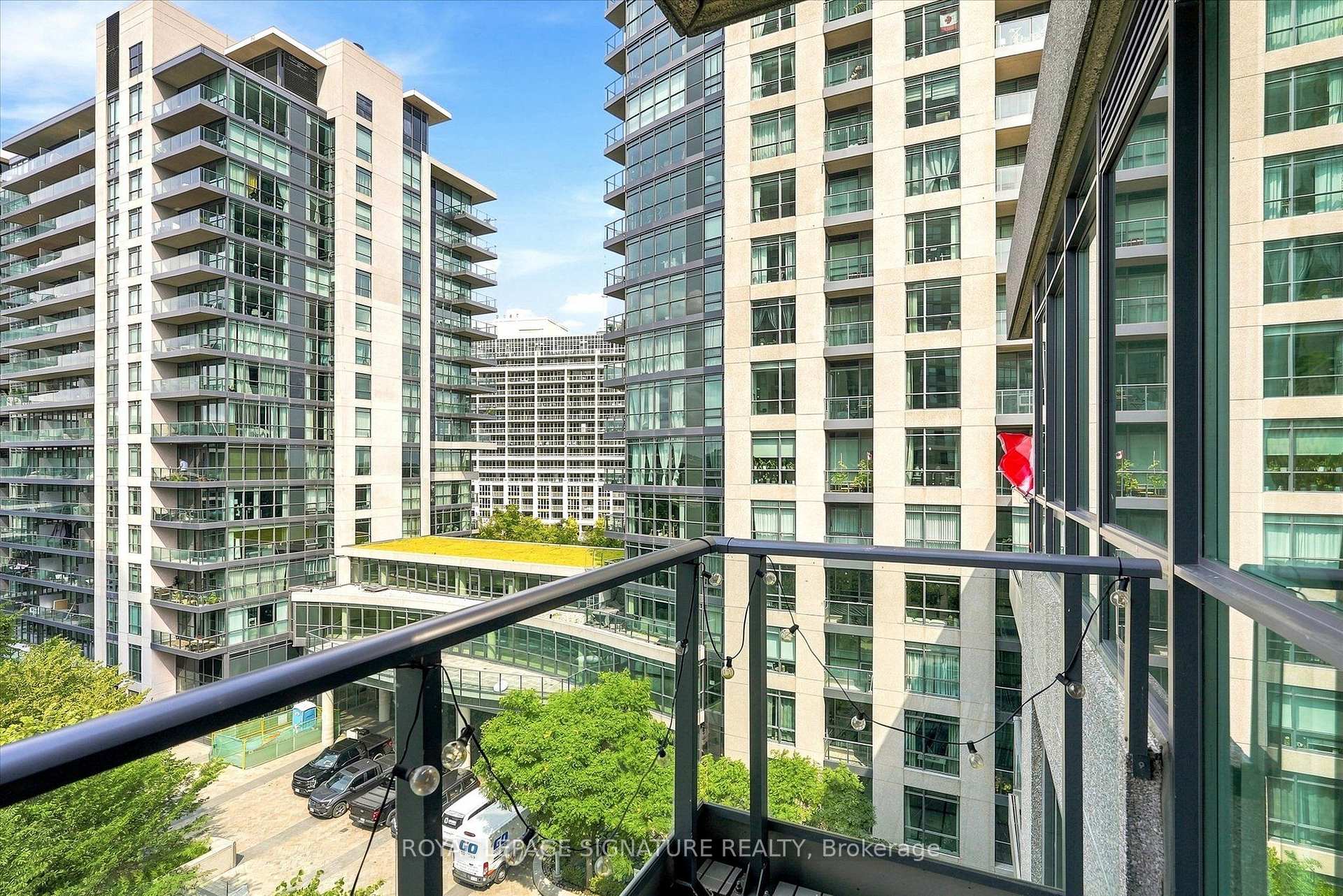 Photo 25 of Unit 711, 215 Fort York Boulevard, Toronto, Niagara — HOMEH