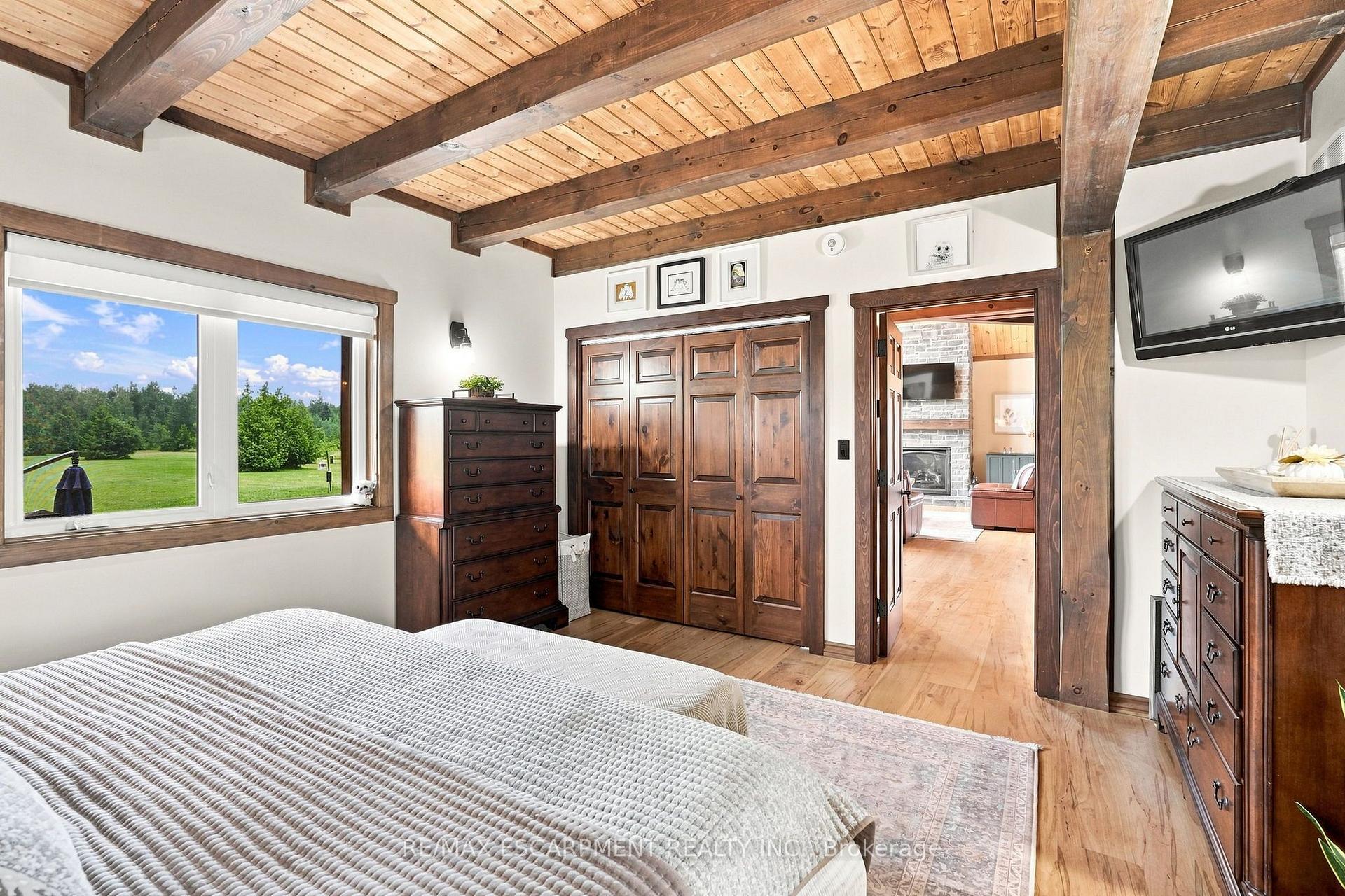 Photo 19 of 124288 Southgate Road 12, Southgate — HOMEH