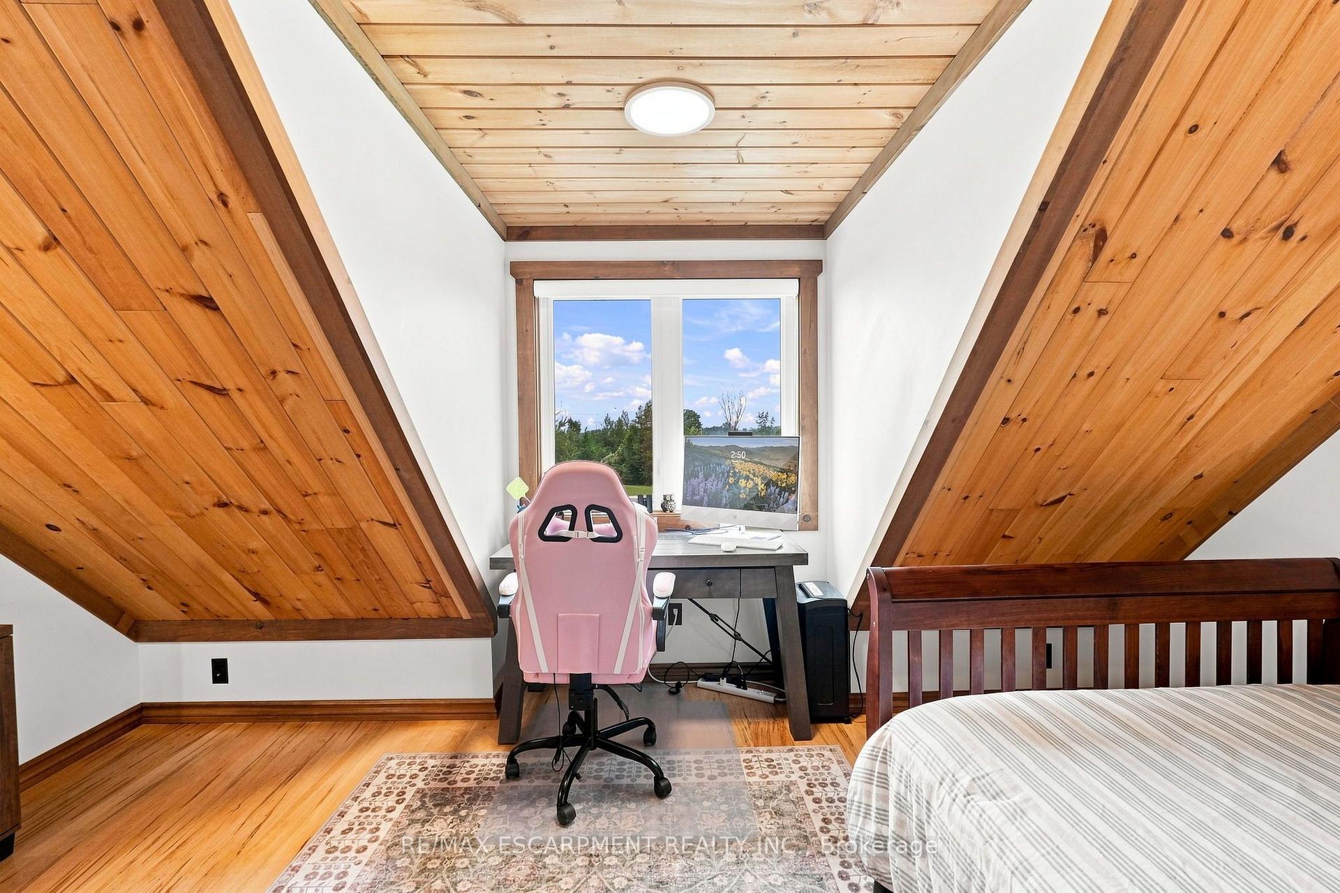 Photo 31 of 124288 Southgate Road 12, Southgate — HOMEH