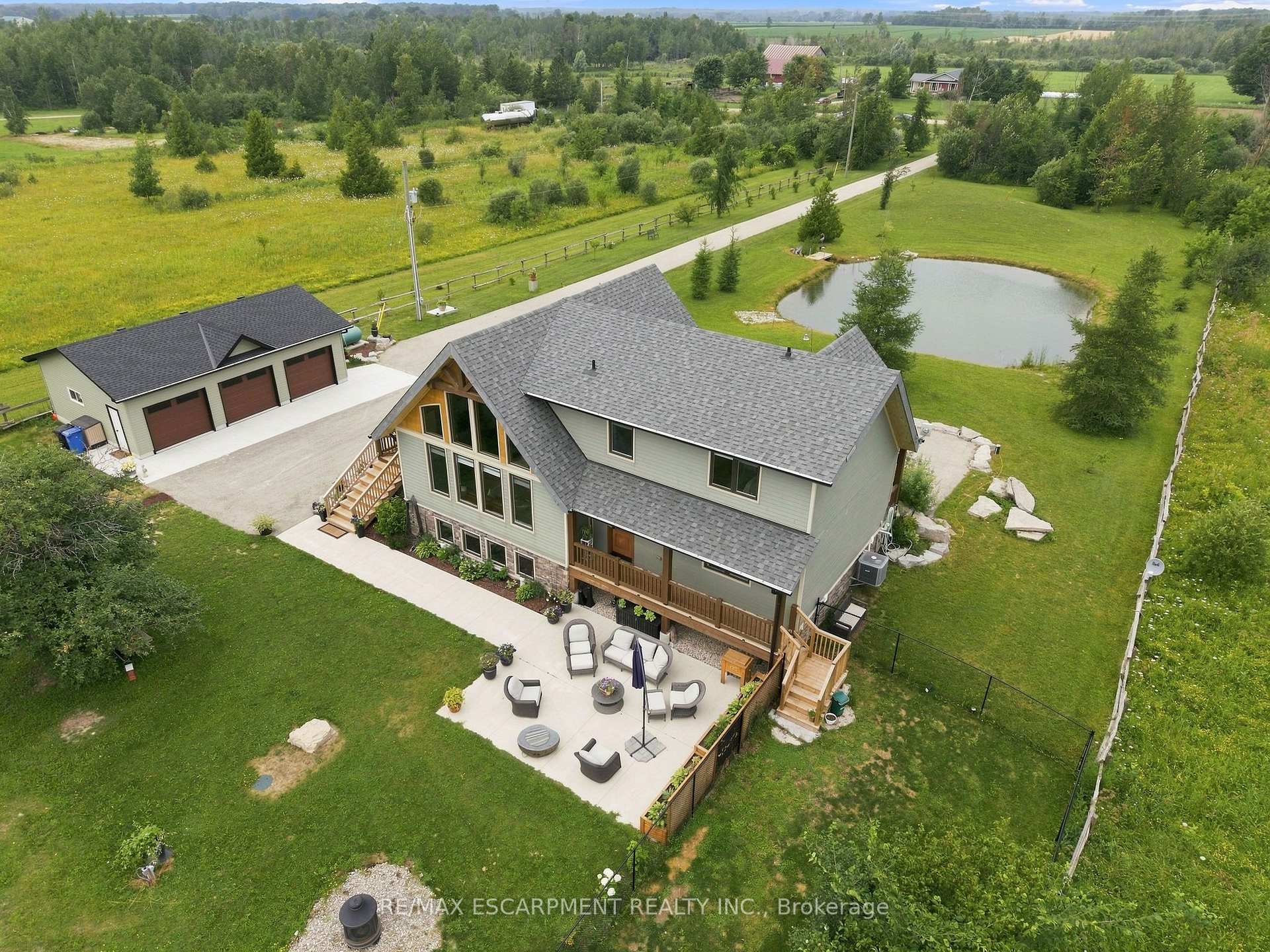 Photo 38 of 124288 Southgate Road 12, Southgate — HOMEH