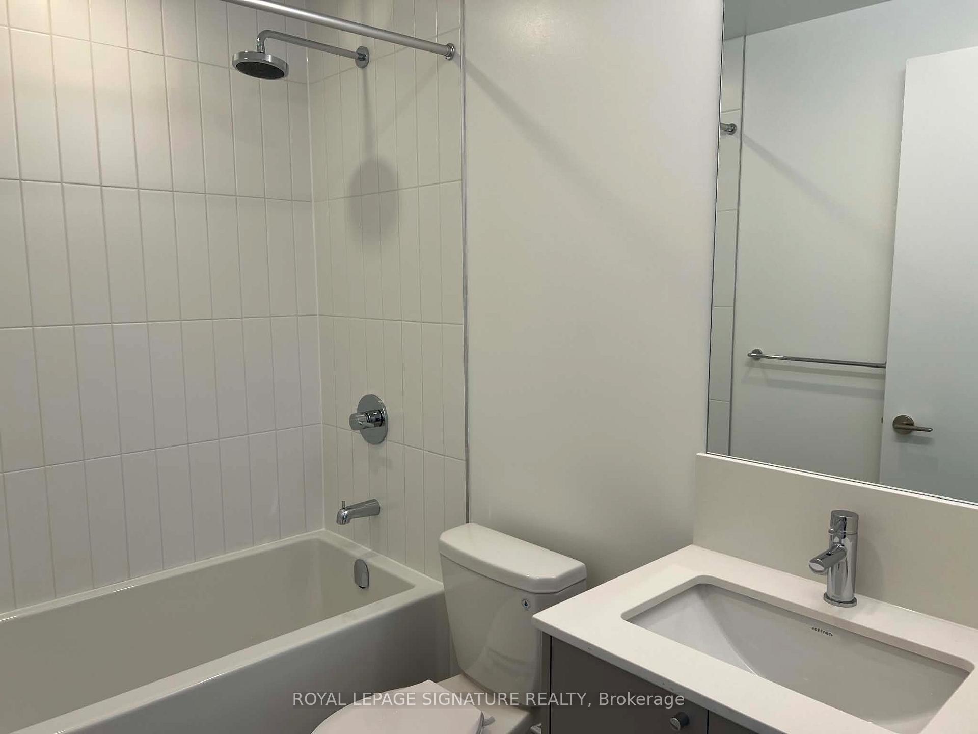 Photo 5 of Unit 2009, 10 Oak Street, Toronto, Regent Park — HOMEH