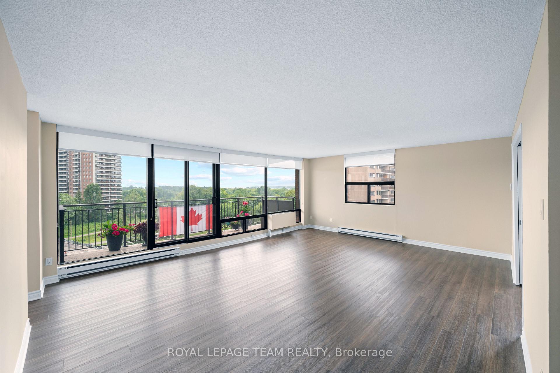 Photo 9 of Unit 804, 1190 Richmond Road, Ottawa, Woodroffe — HOMEH